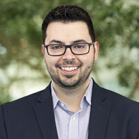 Lubomir Stoyanov Email