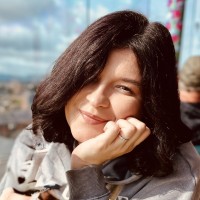 8 West Consulting Employee Iulia Albu's profile photo