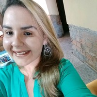 Plugar Data & Intelligence Employee Tais Medeiros's profile photo