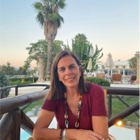 Claudia Carydis Email