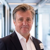 Lars Østergaard Email