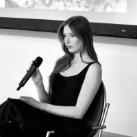 Olena Churbanova Email