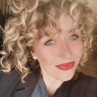 Amandine L. Email