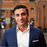 Svensk Fastighetsförmedling Employee Elias Akyol's profile photo
