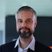 Unique Employee Andreas Hauri's profile photo