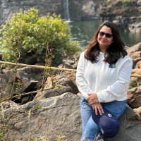Shalini Bhatt Email