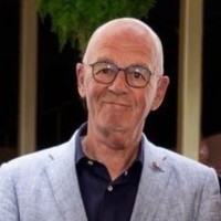 Johan de Vet Email