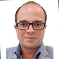 Farah Dakhil Email & Phone Number