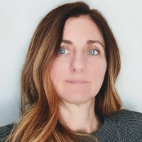 Edina Molnar Email & Phone Number