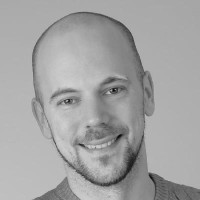 Niels van Den Broeck Email