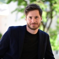 Konstantin Schätz Email