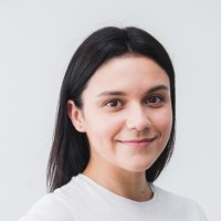 Veronika Kharevych Email
