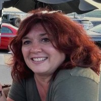 Superhost Hospitality Employee Rhonda Lasee's profile photo