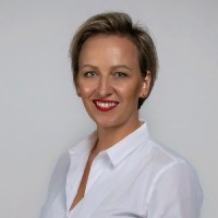 Transportes Aereos Portugueses Buitenl.ven Employee Justyna Valente's profile photo