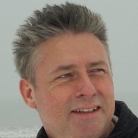 Henk van Leeuwen Email