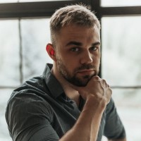 Ivan L. Email