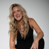 Gayle Kalvert