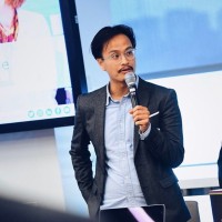 Phi Pham Email & Phone Number