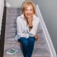 Wines for Humanity Employee Lisa Hendrickson's profile photo