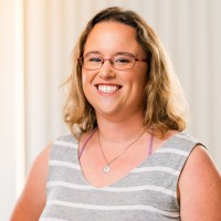 Cindy Knops Email