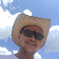 Edwardo Salinas Email