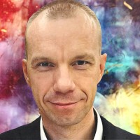 E-mail e número de telefone de Ernestas Kačerauskas