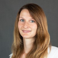 Stefanie Nimtschke Email