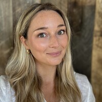 Reveneer Employee Caroline Gazaille's profile photo