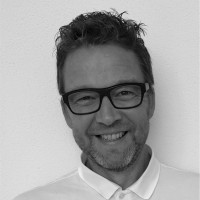 Mads Vestergaard Email