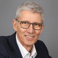 Manfred Albrecht Email