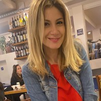 Question Employee Corina Pavone's profile photo