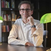 Center for Responsible AI Employee Paulo Dimas's profile photo