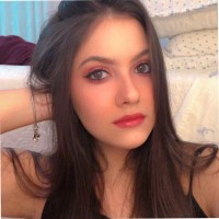 Victória Nicartro Gonzales Email