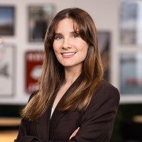 Josefin Kamf Email
