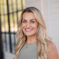 Tin Roof Employee Susan Z.'s profile photo
