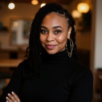 Healing with Intention Employee Jasmin C's profile photo
