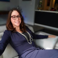 stand up comic Employee Shari Vanderwerf's profile photo