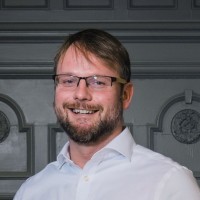 Valentin Hunzinger Email