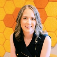 Dream Write Creative Employee Hilary Kirchner's profile photo