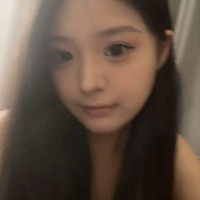 Vicky He Email