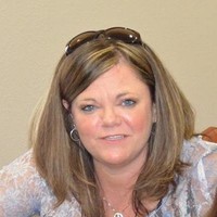 R&M Sales Inc. Employee Lisa Entrekin's profile photo