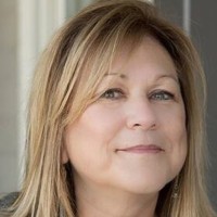 R Design Employee Rebecca Brannan's profile photo