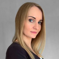 Angelika Ziobro Email