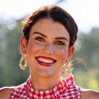 Michaela Robbins Email & Phone Number