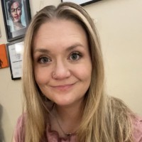 Maggie Unterseher Email & Phone Number