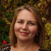 Anne de Wit Email