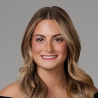 Suzanne & Company - Compass Employee Olivia Winter's profile photo