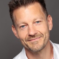 Bernhard Schuster Email