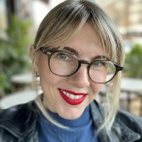 Fetch Employee Erin A.'s profile photo