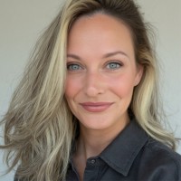 Ashley Calhoun Email & Phone Number
